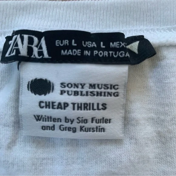 Zara White T-shirt Lyrics to by Sia Women’s Large Band Graphic Music RN 77302 - Picture 3 of 8